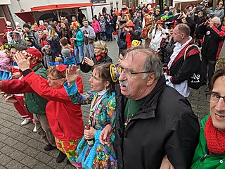 Super Stimmung auf dem Merler Dorfplatz