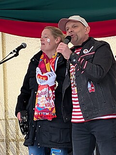 Karnevalistisches Treiben auf dem Merler Dorfplatz