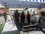 Geburtstagsparty auf dem Merler Dorfplatz