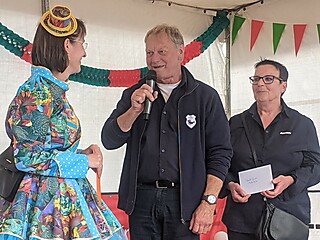 Geburtstagsparty auf dem Merler Dorfplatz