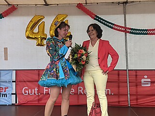Geburtstagsparty auf dem Merler Dorfplatz