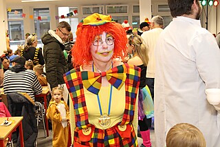 Jecke Kids feierten in Merl