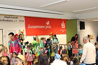 Jecke Kids feierten in Merl
