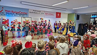 Jecke Kids feierten in Merl