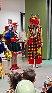 Jecke Kids feierten in Merl