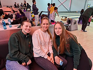 Stadt-Garde feiert Weihnachtsfeier im Bowlingcenter 